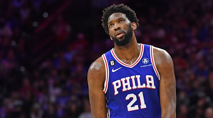 76ers center Joel Embiid (21) playing against the Celtics.
